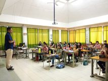 presenter_02.jpg
