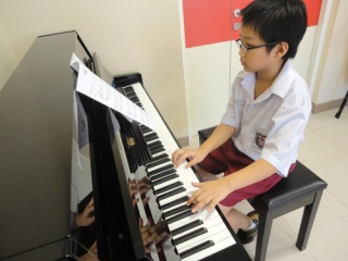 sd7_piano1