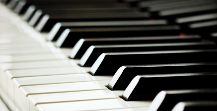 Berbagai Manfaat yang Bisa Didapatkan Melalui Berlatih Piano