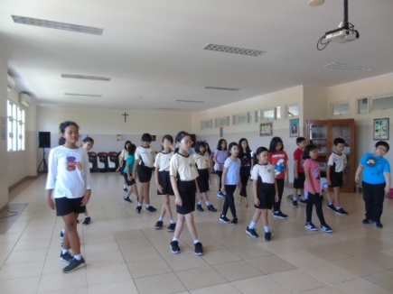 SD Kristen Petra 12 - Kegiatan ELS Hip Hop
