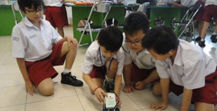 Kegiatan ELS Robotik di SD Kristen Petra 7