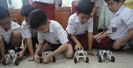 Manfaat Mengikuti Kegiatan ELS Robotik