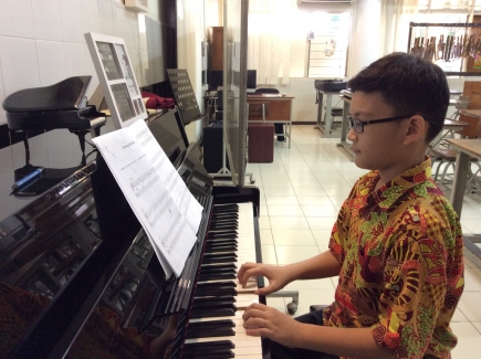 SD Kristen Petra 5 - Merasakan Manfaat Mempelajari Piano Sejak Dini